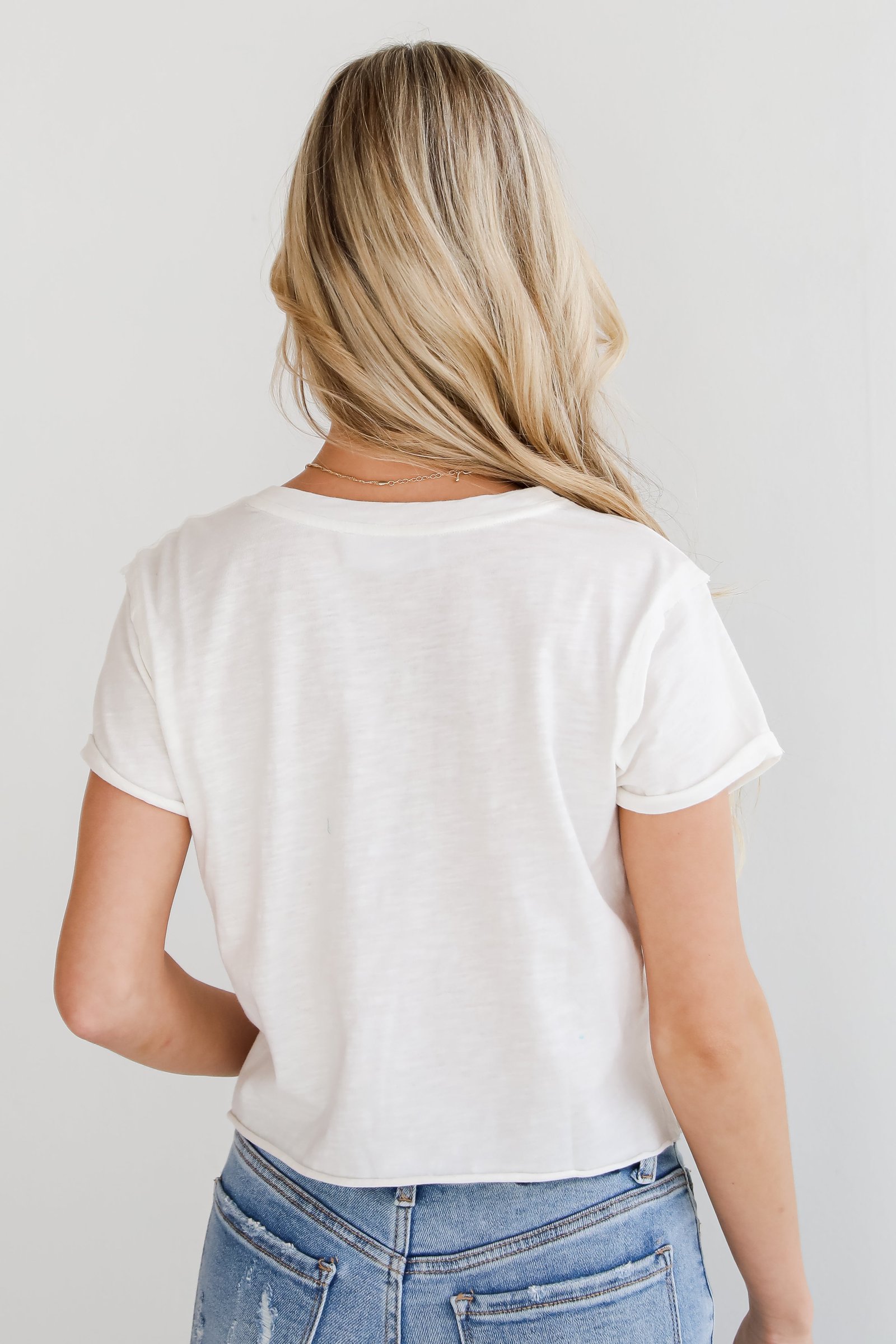 Lizzie White Cropped Tee - DU DEAL